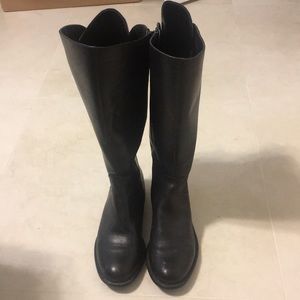 Riding boot